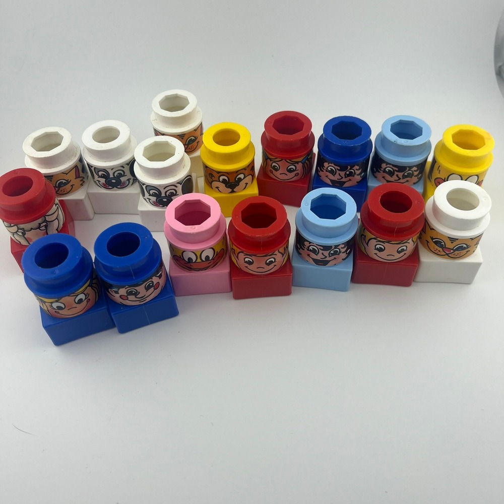 Vintage LEGO DUPLO Faces Character Toy Bricks Lot of 18‎ Building Blocks 2000